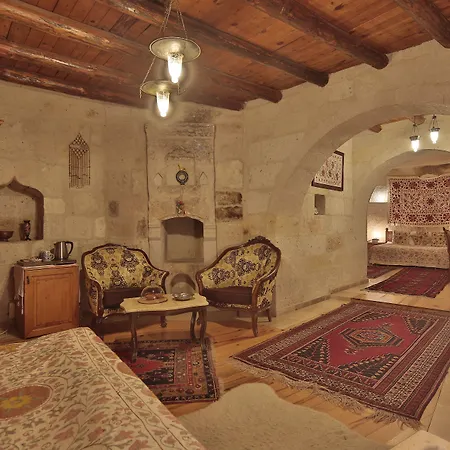 アンバー ケーブ スイーツ ホテル