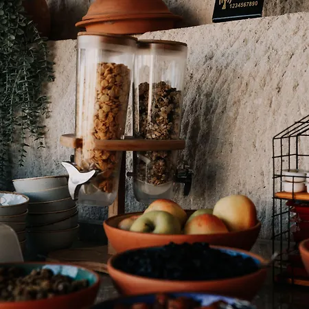 アンバー ケーブ スイーツ 3*