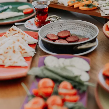 アンバー ケーブ スイーツ ホテル