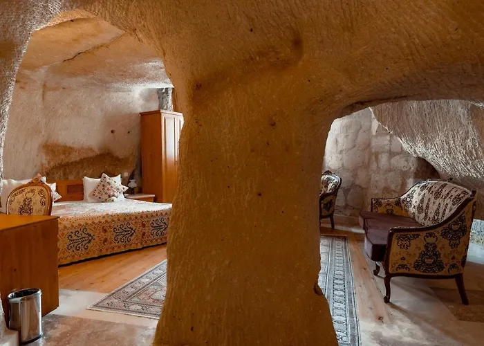 Amber Cave Szálloda 3*