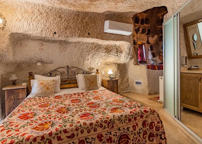 アンバー ケーブ スイーツ 3*