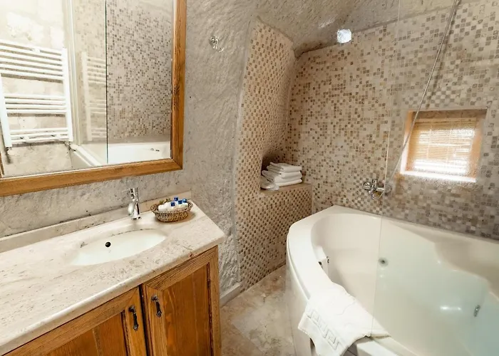 アンバー ケーブ スイーツ ギョレメ