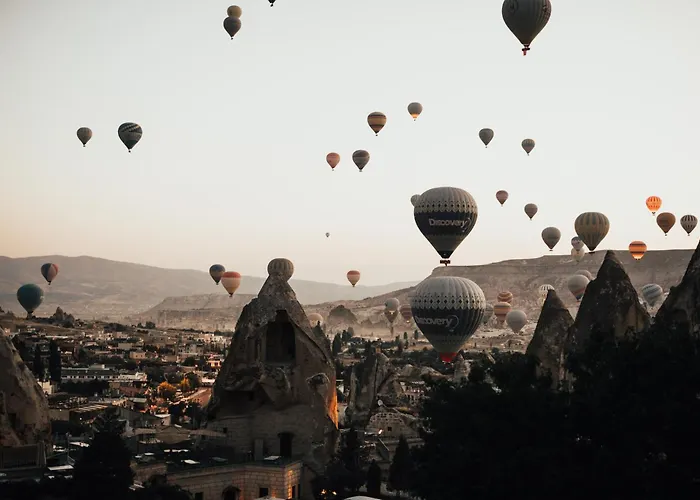 アンバー ケーブ スイーツ 3* ギョレメ