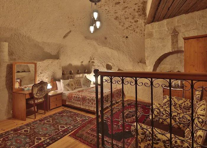 アンバー ケーブ スイーツ ホテル