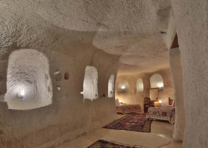 アンバー ケーブ スイーツ ホテル