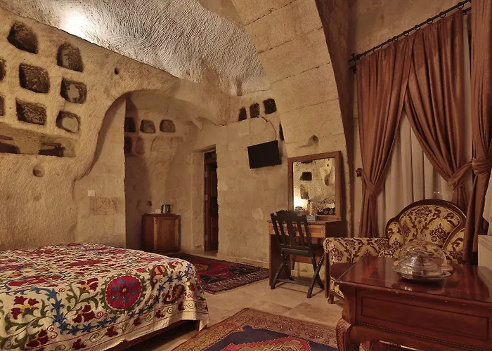 Amber Cave Szálloda