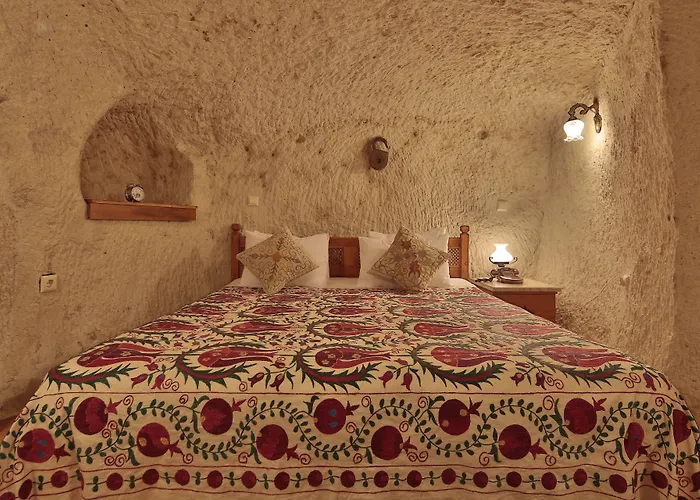 アンバー ケーブ スイーツ ギョレメ