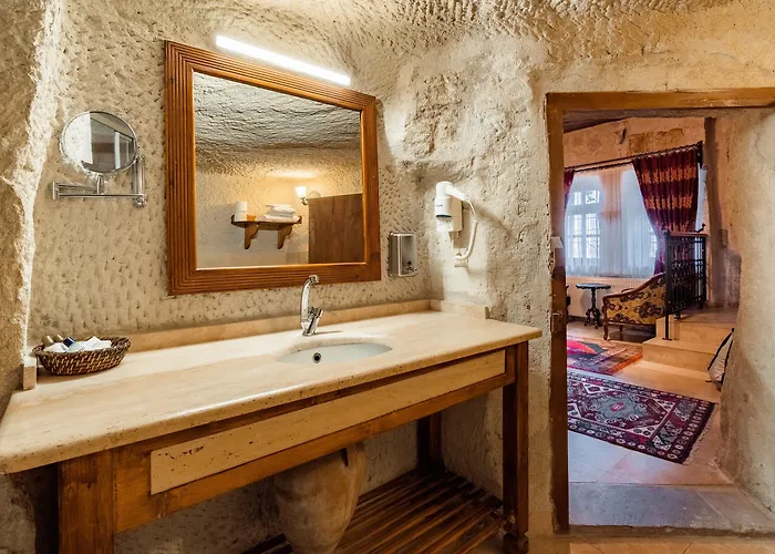 アンバー ケーブ スイーツ ギョレメ